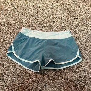 Lululemon Ivivva Speed Up Short 2.5 in